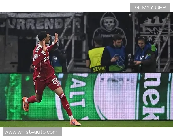 利物浦客战法鹰首发阵容:埃基蒂克对阵旧主 维尔茨首发 萨拉赫替补出战 利物浦客战法鹰首发阵容:埃基蒂克对阵旧主 维尔茨首发 萨拉赫替补出战